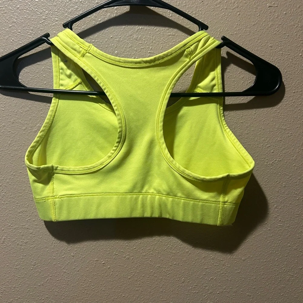 Nike Women's Bright‎ Sports Bra